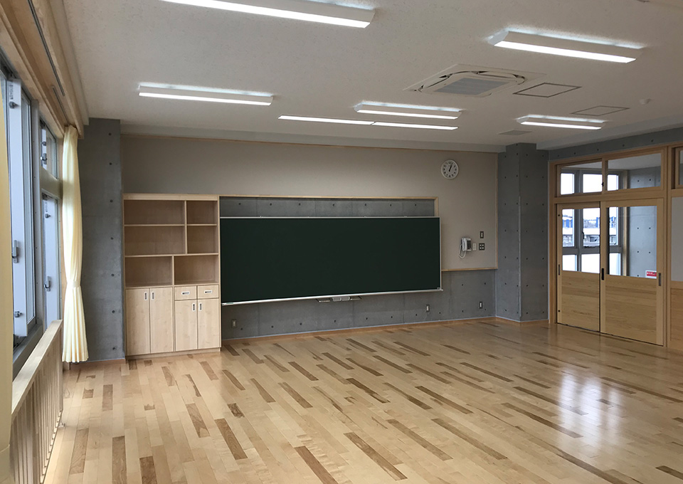 守谷中学校（校舎・教室）