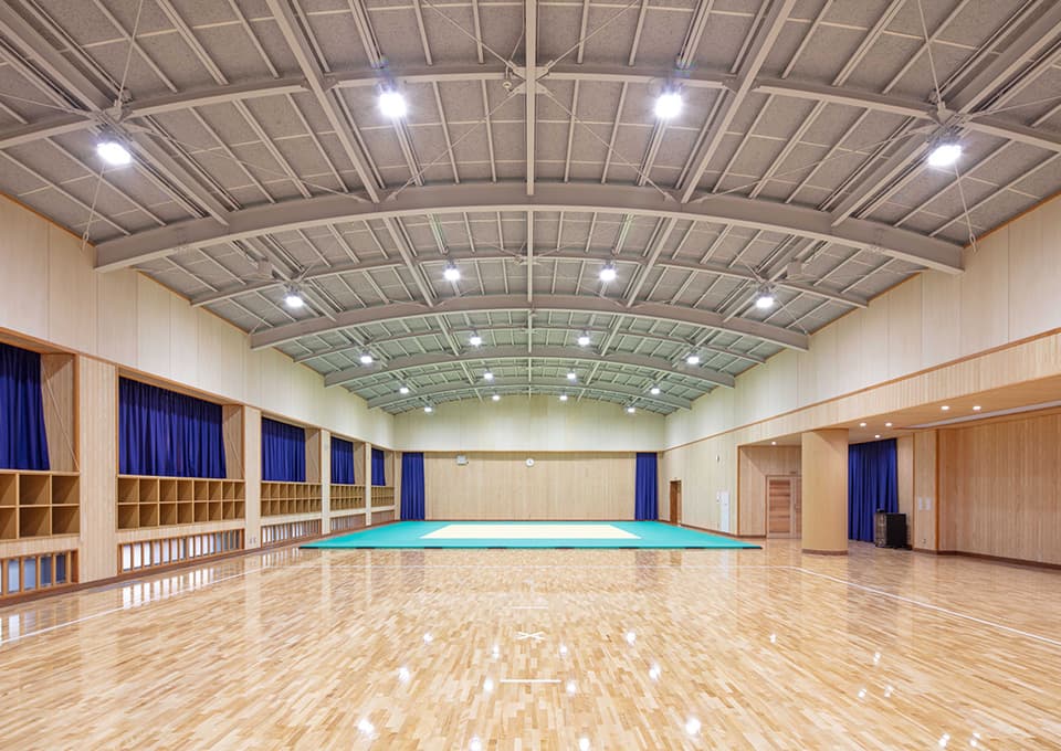 下稲吉中学校屋内運動場　柔剣道場
